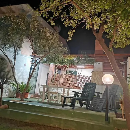 Eden Rock Sea View Holiday home *
